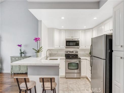 114  Costero Aisle  , Irvine, CA