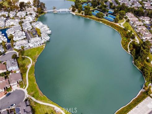 20  Wintermist  , Irvine, CA