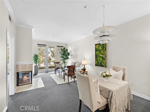 2243 Martin Street 310