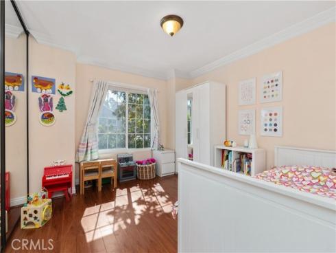 53  Woodleaf  , Irvine, CA