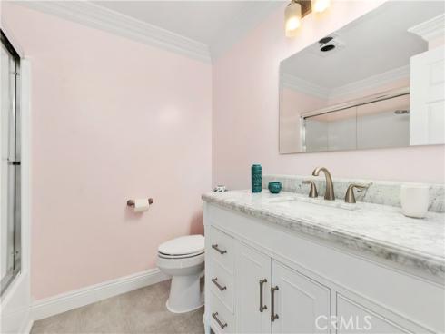 53  Woodleaf  , Irvine, CA