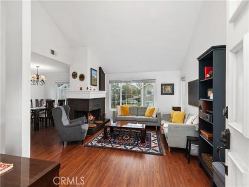 53  Woodleaf  , Irvine, CA