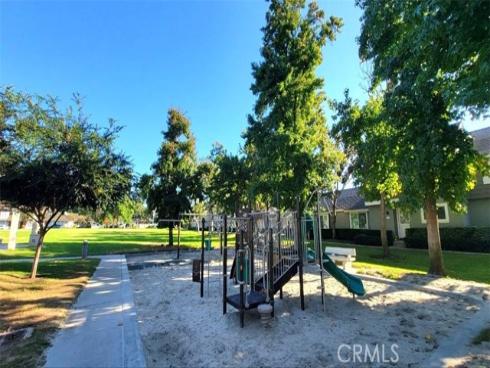 53  Woodleaf  , Irvine, CA