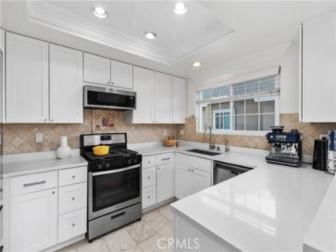 53  Woodleaf  , Irvine, CA