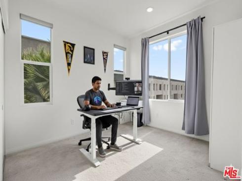 157  Steely  , Irvine, CA