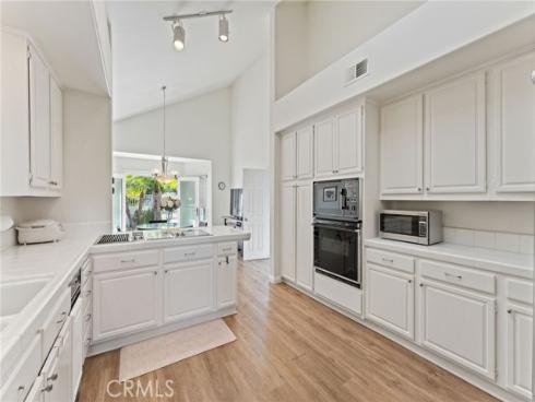 21  Centaurus  , Irvine, CA