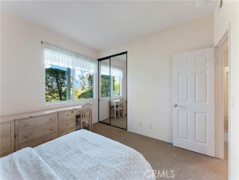 21  Centaurus  , Irvine, CA