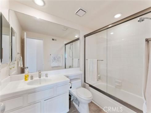 21  Centaurus  , Irvine, CA