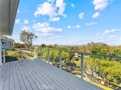 21  Centaurus  , Irvine, CA