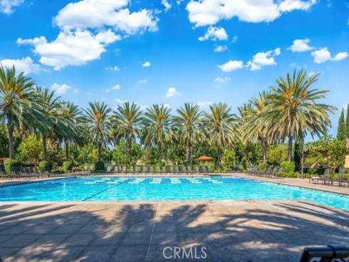 65  Rolling Green  , Irvine, CA