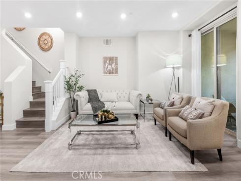 67  Plateau  , Irvine, CA