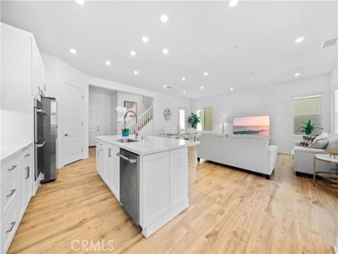 102  Yugen  , Irvine, CA