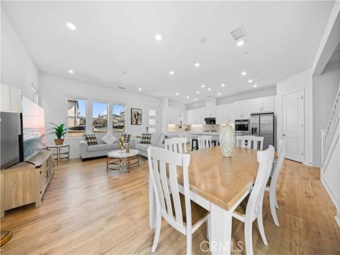 102  Yugen  , Irvine, CA