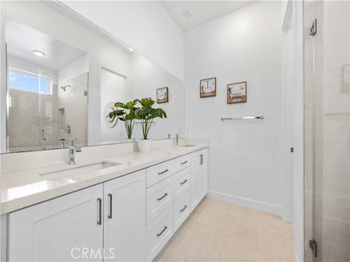 102  Yugen  , Irvine, CA