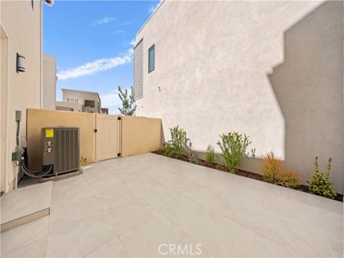 102  Yugen  , Irvine, CA