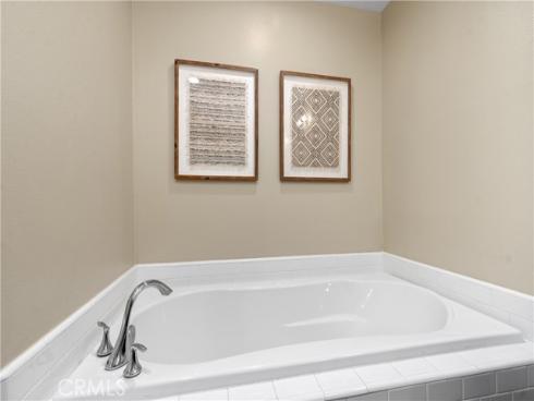 21  Gramercy  312 , Irvine, CA