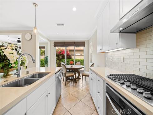 64  Wildvine  , Irvine, CA