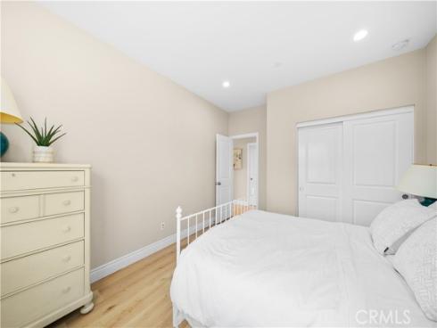 64  Wildvine  , Irvine, CA