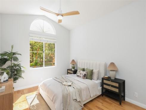 802  Marinella Aisle  , Irvine, CA