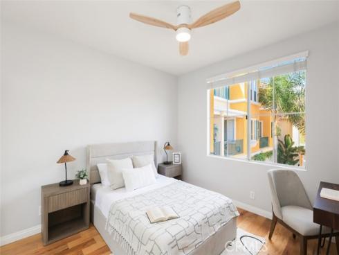 802  Marinella Aisle  , Irvine, CA