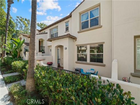 142  Hedge Bloom  , Irvine, CA