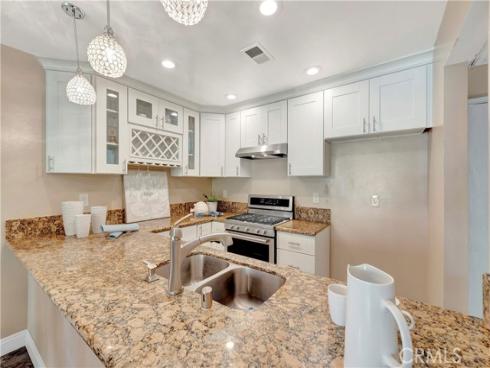 85  Lemon   Grove, Irvine, CA