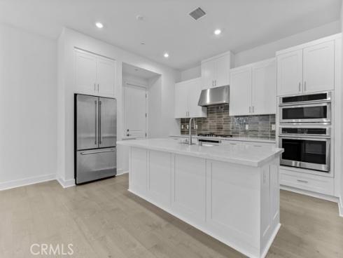 158 Carmine , Irvine, CA