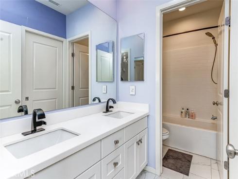 65  Kestrel  , Irvine, CA