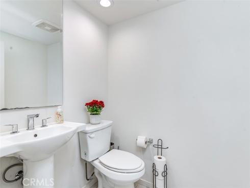 65  Kestrel  , Irvine, CA