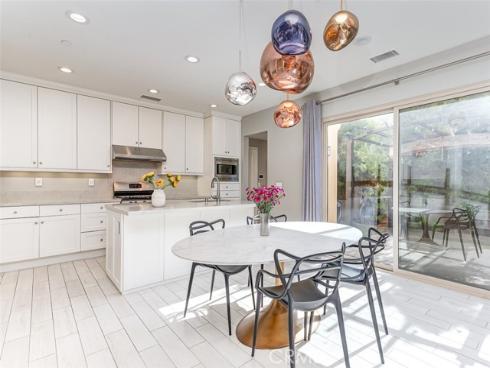 65  Kestrel  , Irvine, CA