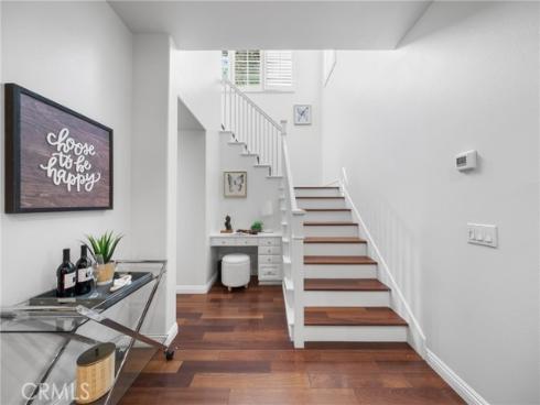 26  Twin Gables  , Irvine, CA