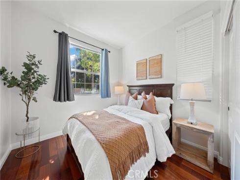 26  Twin Gables  , Irvine, CA