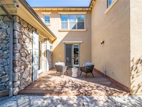 26  Twin Gables  , Irvine, CA