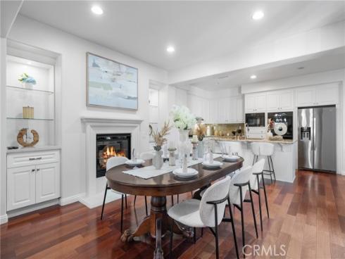 26  Twin Gables  , Irvine, CA