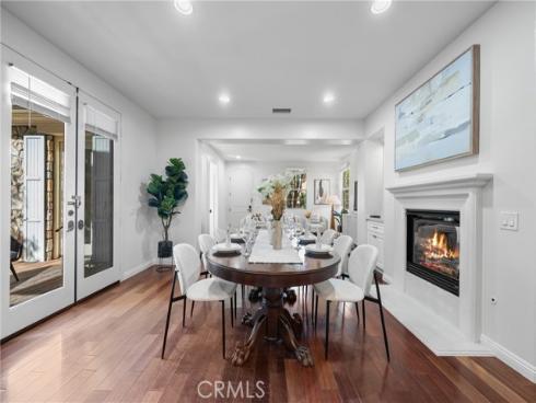 26  Twin Gables  , Irvine, CA