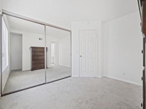 15  Morena  , Irvine, CA