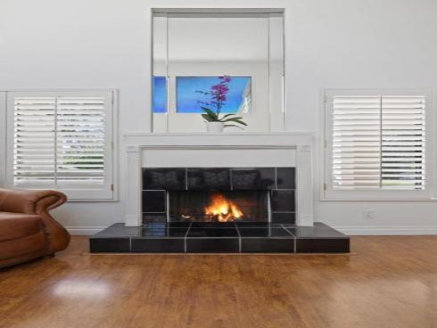 15  Morena  , Irvine, CA