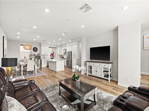 202  Keeper  , Irvine, CA