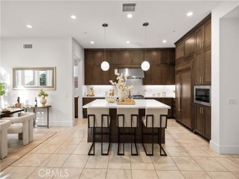 65  Glacier  , Irvine, CA