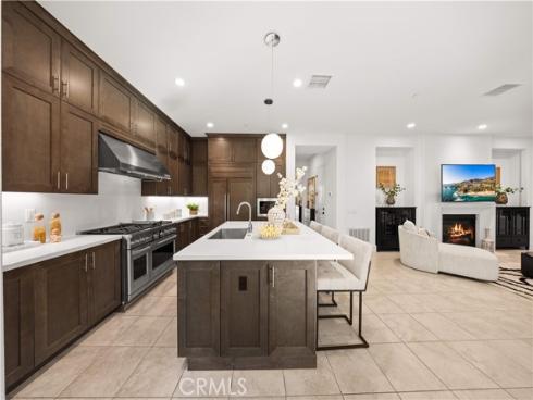 65  Glacier  , Irvine, CA