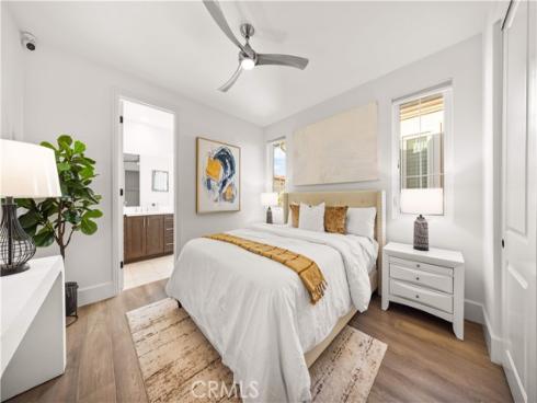 65  Glacier  , Irvine, CA