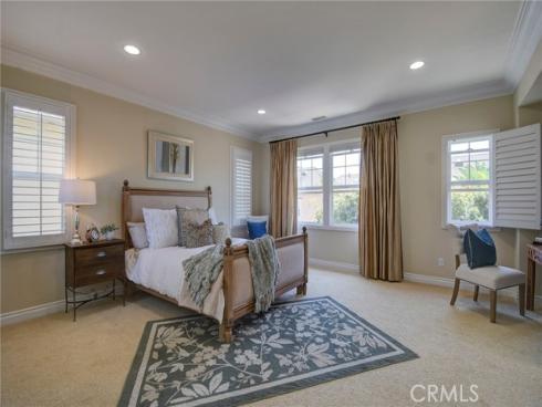 62 Gentry , Irvine, CA