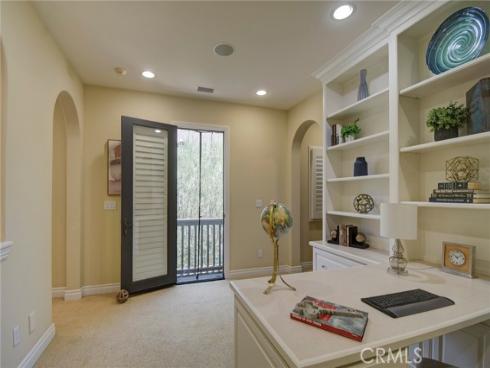 62 Gentry , Irvine, CA