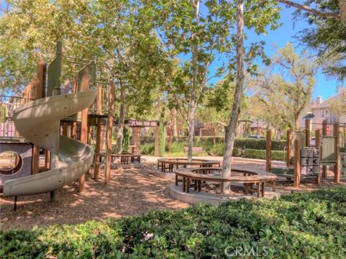 62 Gentry , Irvine, CA