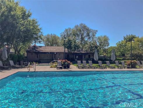 62 Gentry , Irvine, CA