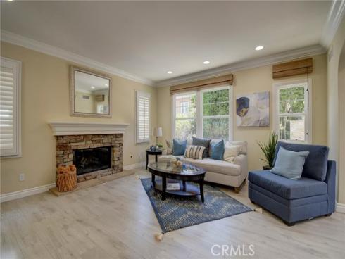 62 Gentry , Irvine, CA