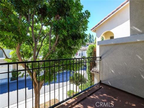 309  Falcon   Creek, Irvine, CA