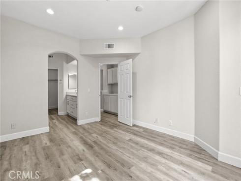 309  Falcon   Creek, Irvine, CA