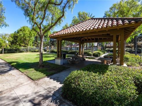 309  Falcon   Creek, Irvine, CA