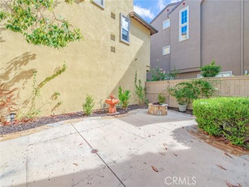 8 Huckleberry , Irvine, CA